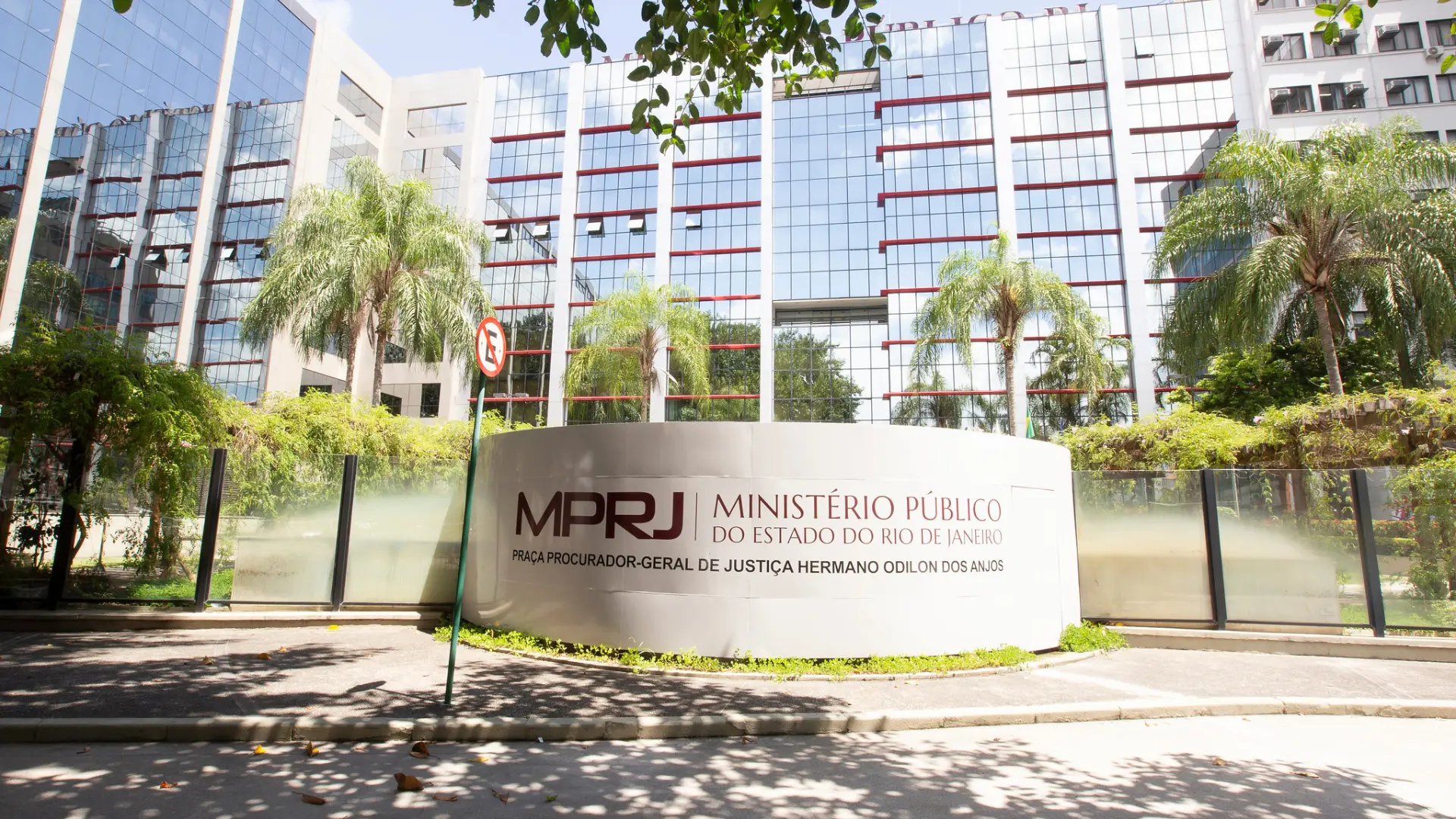 Concurso MP RJ: Lançado edital com oportunidades para promotor de Justiça; remuneração inicial de R$ 37,7 mil
